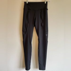 Express High Waisted Leggings Zip Pockets Size XS NWT